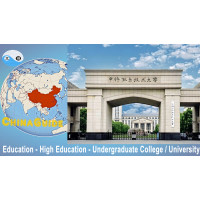 Develop vocational undergraduate colleges to cope with the employment market